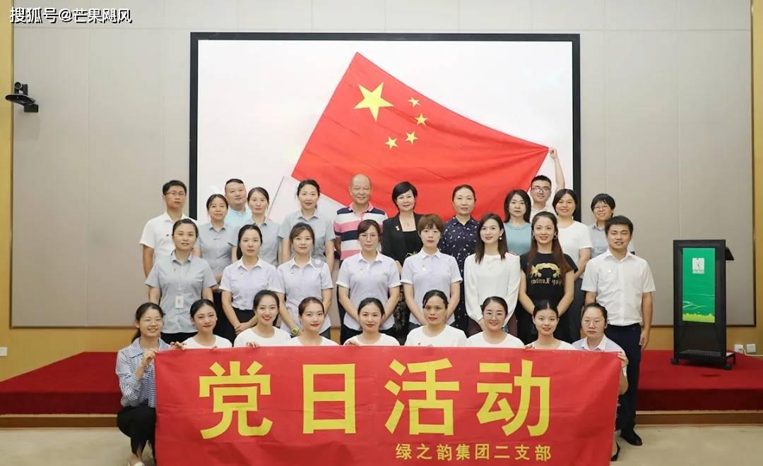 【敢不敢】一起看韩国女神李成敏的逆天演技和多重身份!你能顶得住吗?